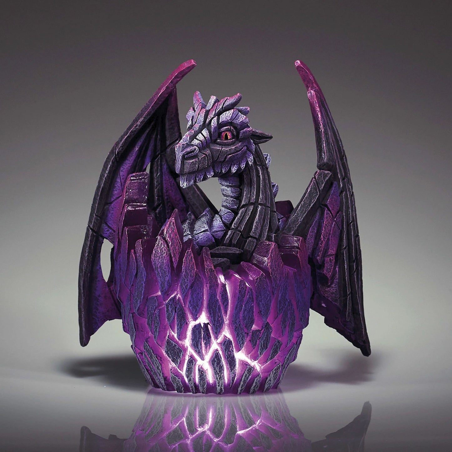 Lit Dragon Egg with Illumination